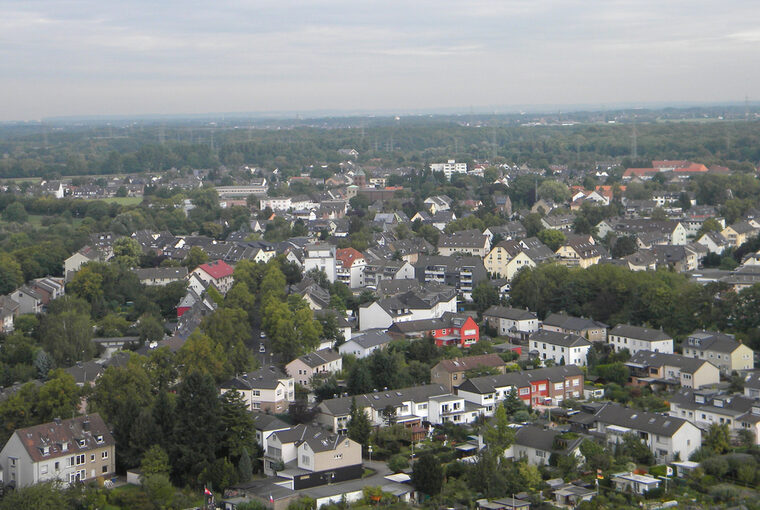 Häuser und Grundstücke in Leverkusen