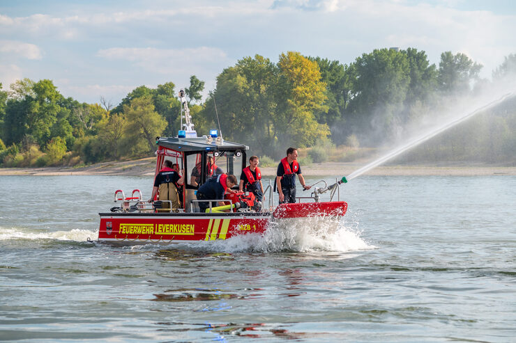 Mehrzweckboot